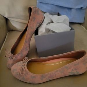 Vionic flat size 8 NEW